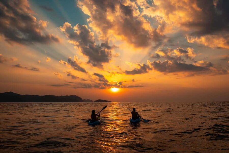 From Lloret de Mar: Fenals Beach Sunrise Kayaking Tour - Meeting the group at Fenals Beach