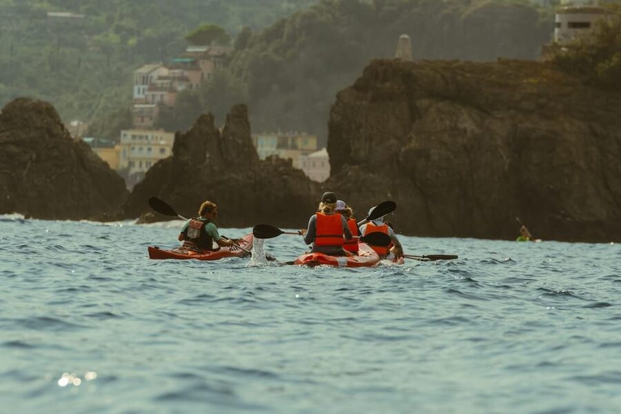 From Monterosso to Vernazza: Guided Cinque Terre Kayak Tour - The sunset option, waterfall, and sea-side aperitivo