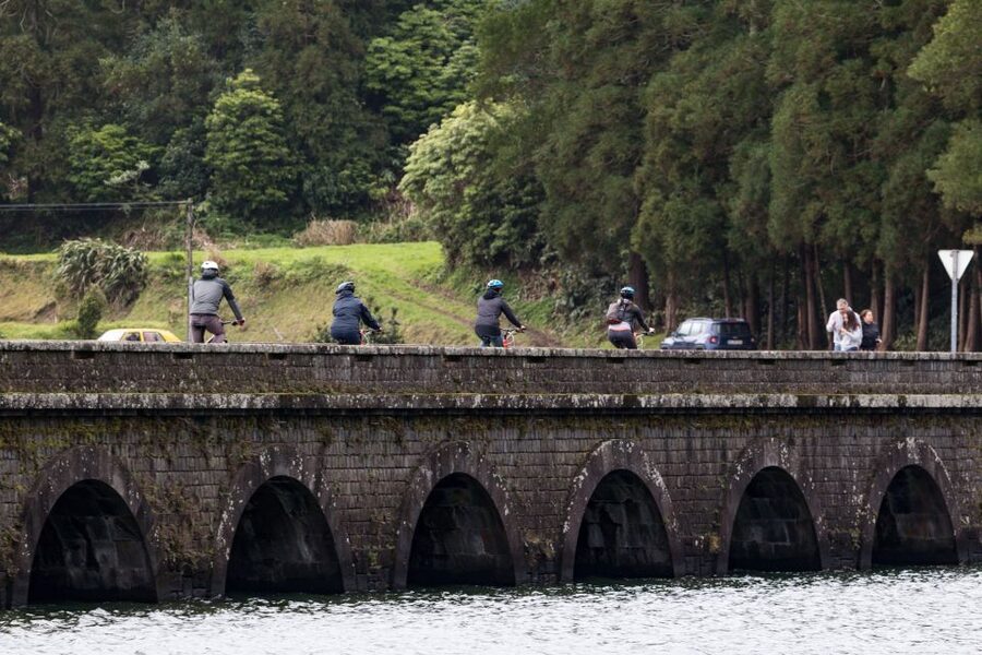 From Ponta Delgada: Sete Cidades Jeep, Bike, & Kayak Ride - What the $94 price really covers