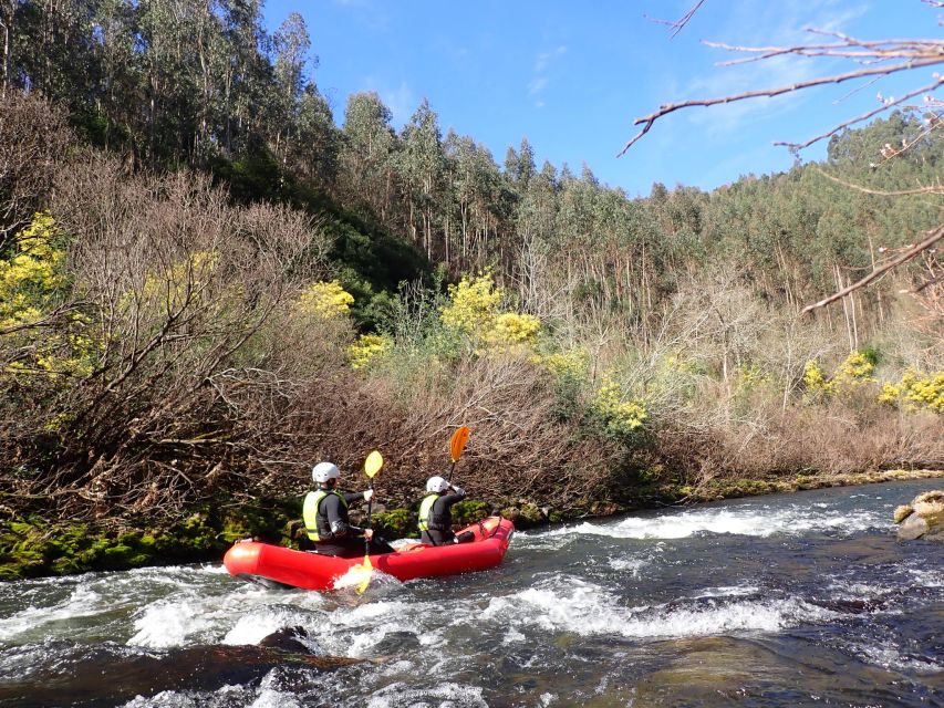 From Porto: Paiva River Canoe Rafting Adventure Tour - What the 4-kilometer canoe-raft descent feels like