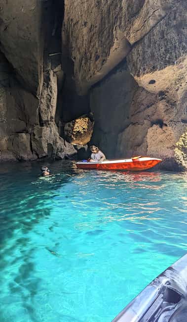 From Sant'Angelo: Ischia Kayak Tour with Italian Aperitif - What the Pace and Group Size Mean for You