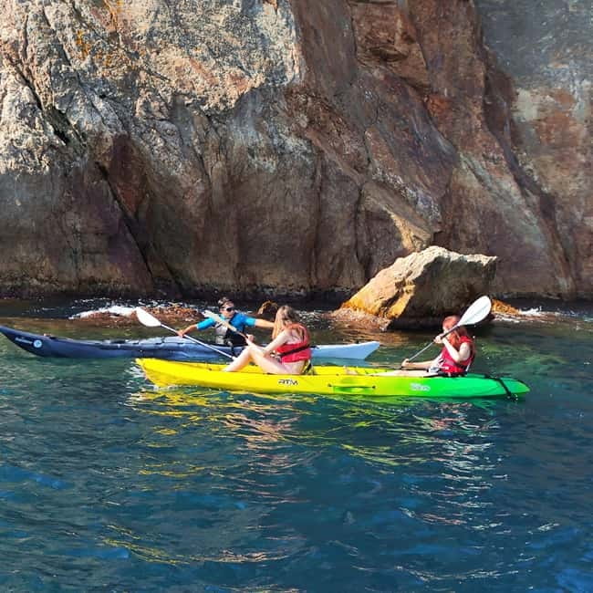 From Sant Feliu de Guíxols: Kayak and Snorkel in Costa Brava - Paddling beside cliffs and coves