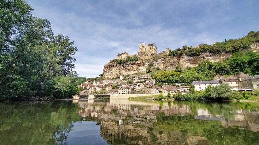 From Vitrac: Dordogne River Canoe Rental - Who should book this experience