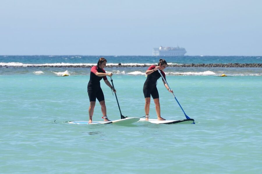 Fuerteventura: 1.5-Hour SUP Course - Caleta de Fuste - Languages, ages, and who should choose this