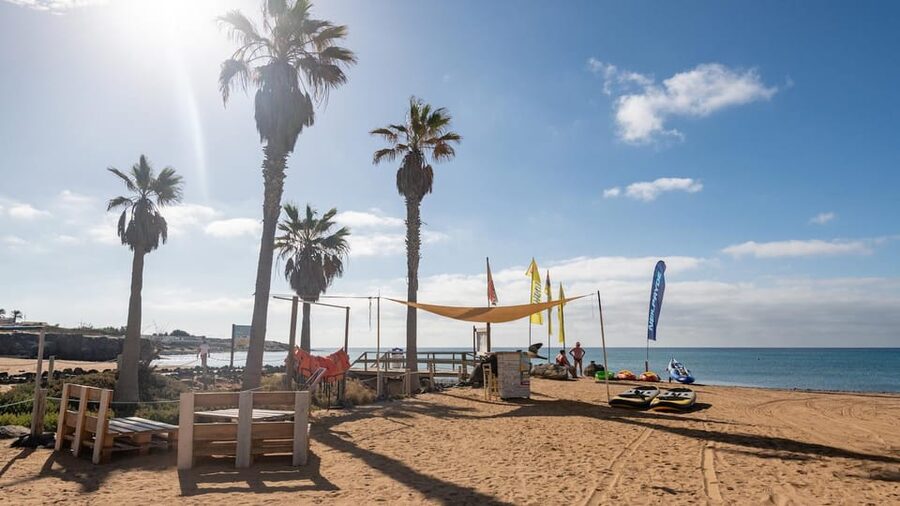 Fuerteventura: Rent a Kayak & discover Costa Calma's Coast! - What happens during the one-hour rental