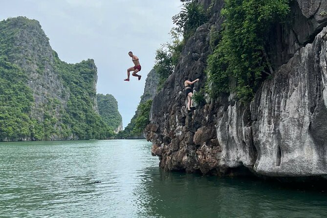 Full Day Guided Tour to Lan Ha Bay with Kayaking, Cliff Jumping - Five things to know before booking