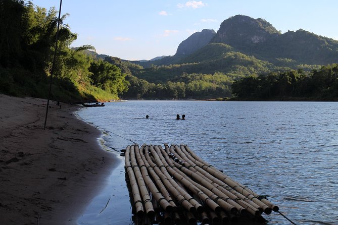 FULL DAY – Kuang Si Waterfall, Kayak on the Nam Ou / Mekong River, Pak Ou Caves - Group size, guides, and the daily rhythm