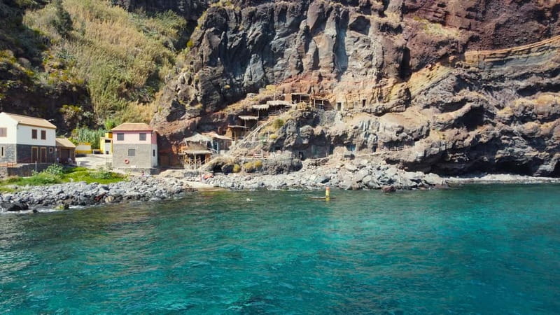 Funchal: Private Boat Tour w/Snorkel & Paddle up 11 people - Snorkeling in clear water