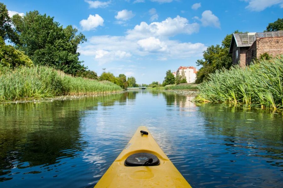 Gdańsk: Islands and Canals Private Kayak Tour - Two hours through the Motława