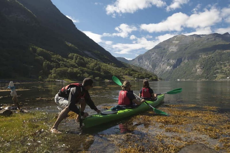 Geiranger: Guided Kayak Tour in Geiranger Fjord - Why Geirangerfjord Works So Well From a Kayak