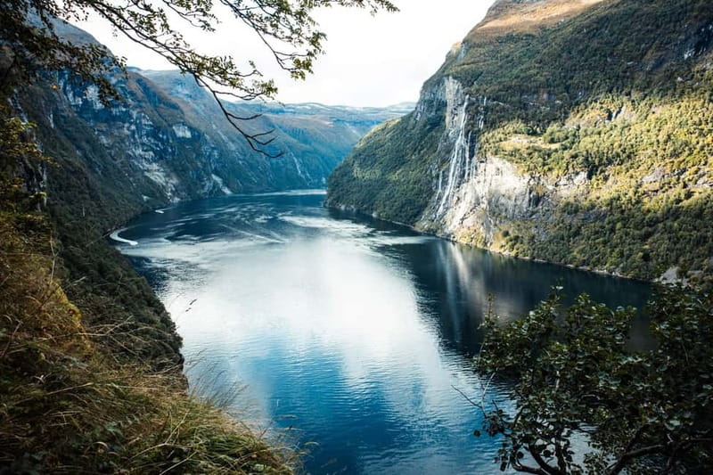 Geiranger: Kayak Tour with Waterfall Views - Why Kayak Geirangerfjord?