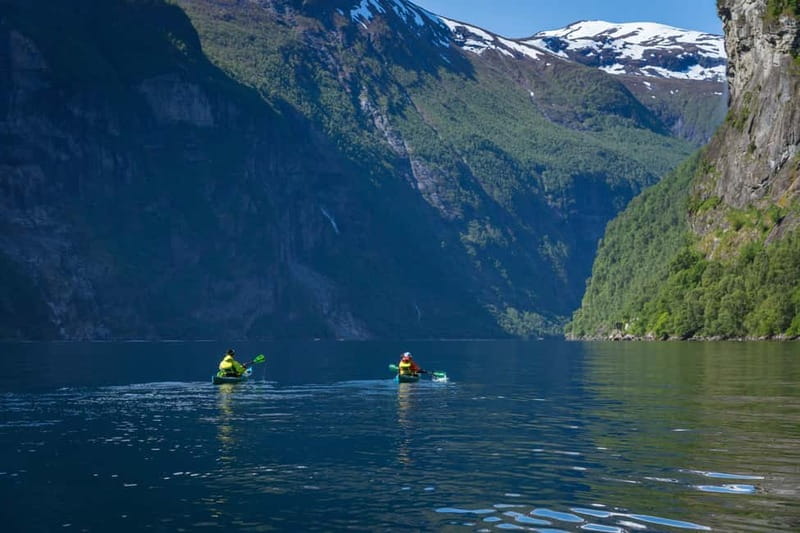 Geiranger: Kayak Tour with Waterfall Views - The Briefing and Getting on the Water