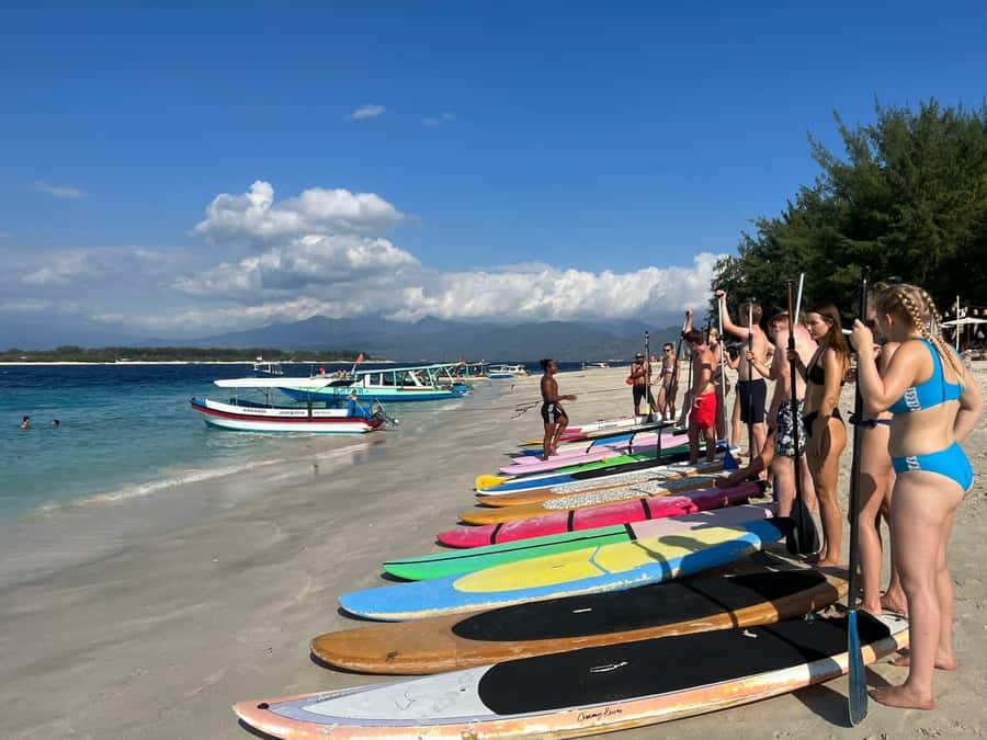 Gili SUP Or Kayak With Drone Shoot . Daylight Or Sunrise - Paddling around Gili Trawangan for about one hour