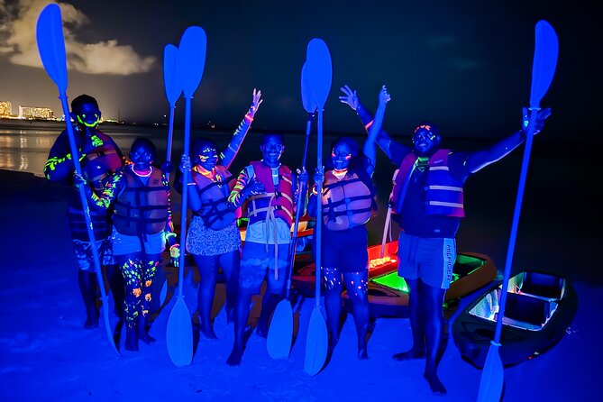 Glow Through the Night with LED Kayak Adventure in Aruba - Safety, comfort, and the role of the guides