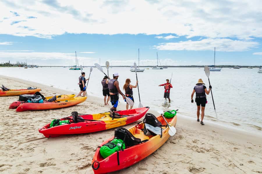 Gold Coast: Wave Break Island Kayaking & Snorkeling tour - The return paddle and the real fitness test
