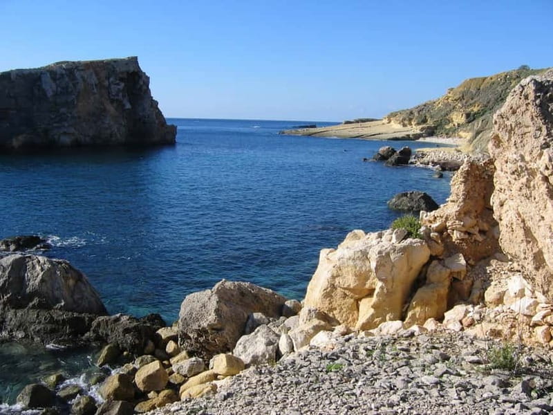 Gozo: 1 Hour Kayak plus +Cave Tour + Drop off Blue Lagoon - The 35-minute pause at Hondoq Bay