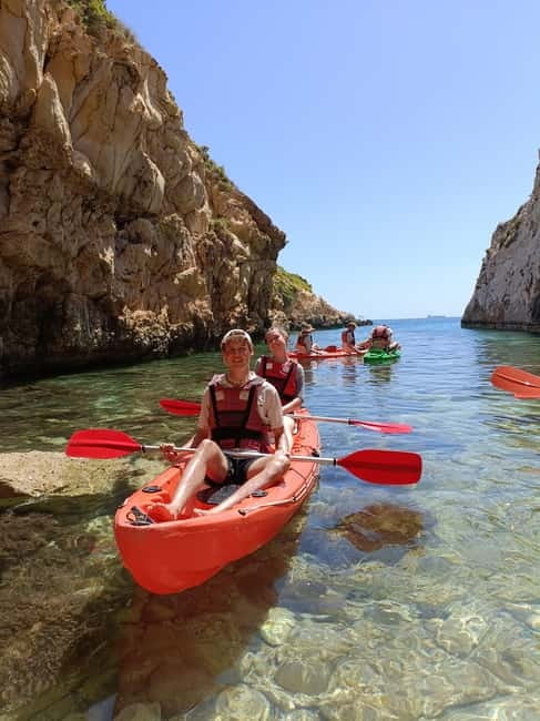 Gozo: 1 Hour Kayak plus +Cave Tour + Drop off Blue Lagoon - Who will enjoy this day most?