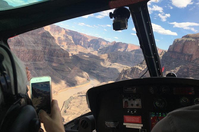 Grand Canyon Helicopter Tour and River Raft or Emerald Cave Kayak - Choosing the Hoover Dam river float