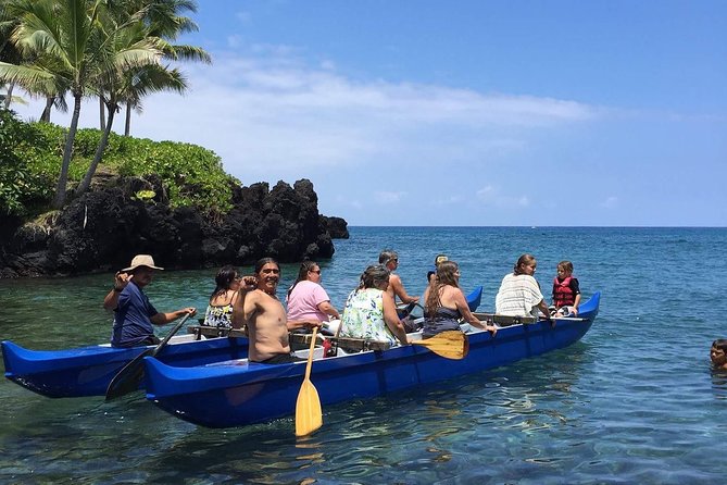 Guided Outrigger Canoe Tour in Kealakekua Bay - The first paddle across Kealakekua Bay