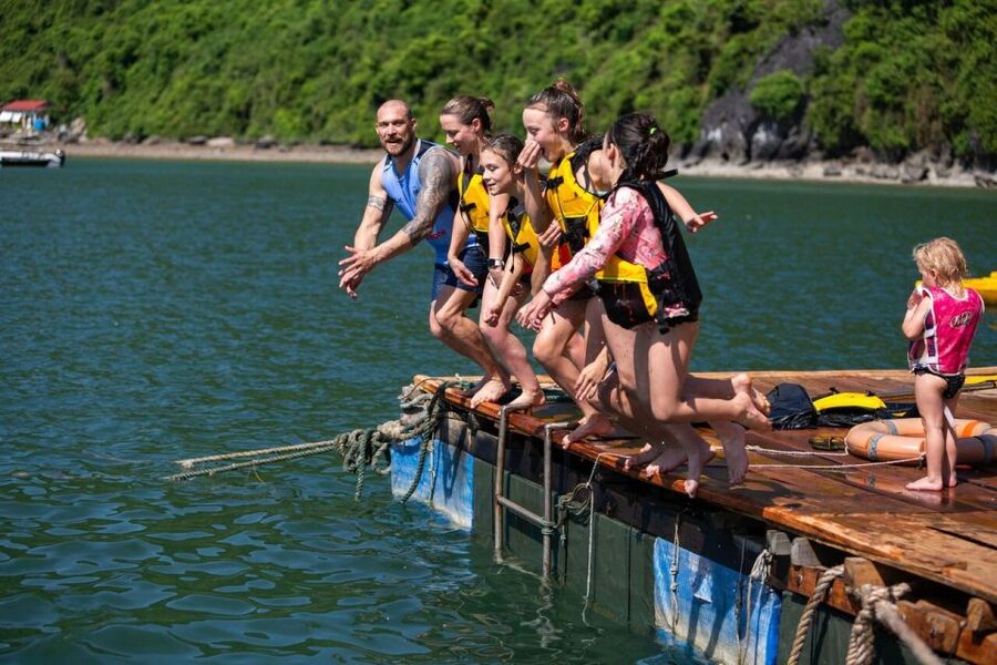 Ha Long & Lan Ha Bays: 2-Day Cruise with Meals & Kayaking - The transport question you should settle early