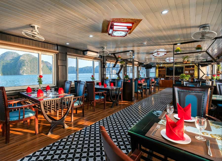 Halong Bay: Day Cruise with Caves, Kayaking & Sunset Party - Key points to know before booking