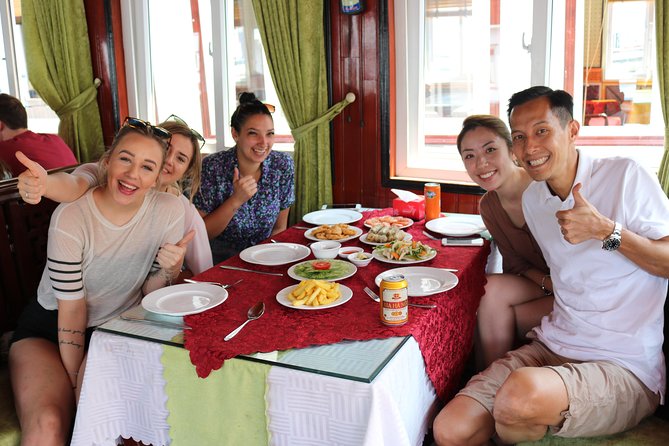 Halong Bay Day Tour Islands, Cave, Kayak. Lunch. All inclusive - Ba Hang, by kayak or bamboo boat