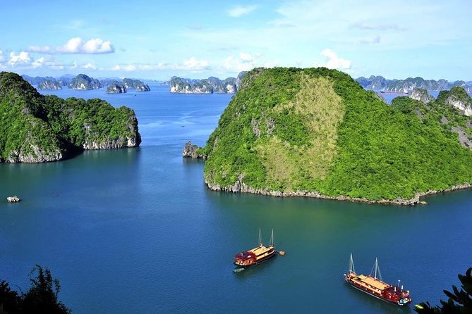 Halong Bay Full Day with Kayaking, Hiking viewpoint, Cave - Deluxe To Luxury - Sung Sot Cave, Halong Bay’s big underground stop