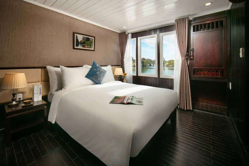 Hanoi: 2-Day Halong Bay Boutique Cruise with Kayaking - Sunset, cooking class, and a sociable evening