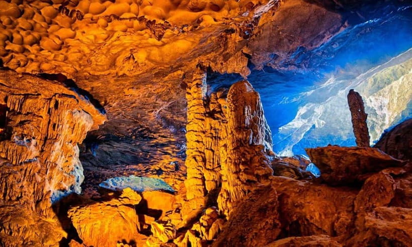 Hanoi-Ha Long 1D: Caves, Islands, Kayak, Lunch & Small Boat - Luon Cave by kayak or bamboo boat