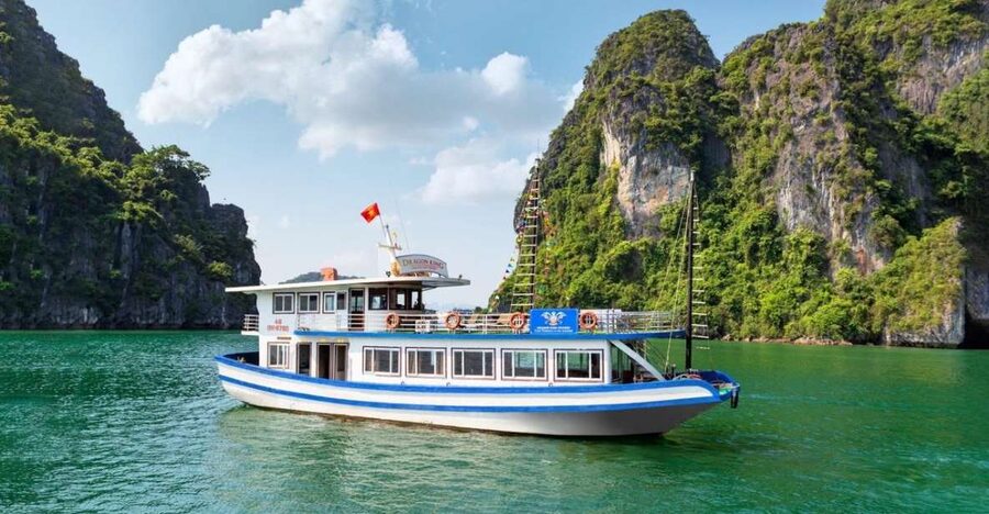 Hanoi: Halong Bay Day Trip with Titop Island, Cave, & Kayak - Lunch While Halong Bay Opens Around You