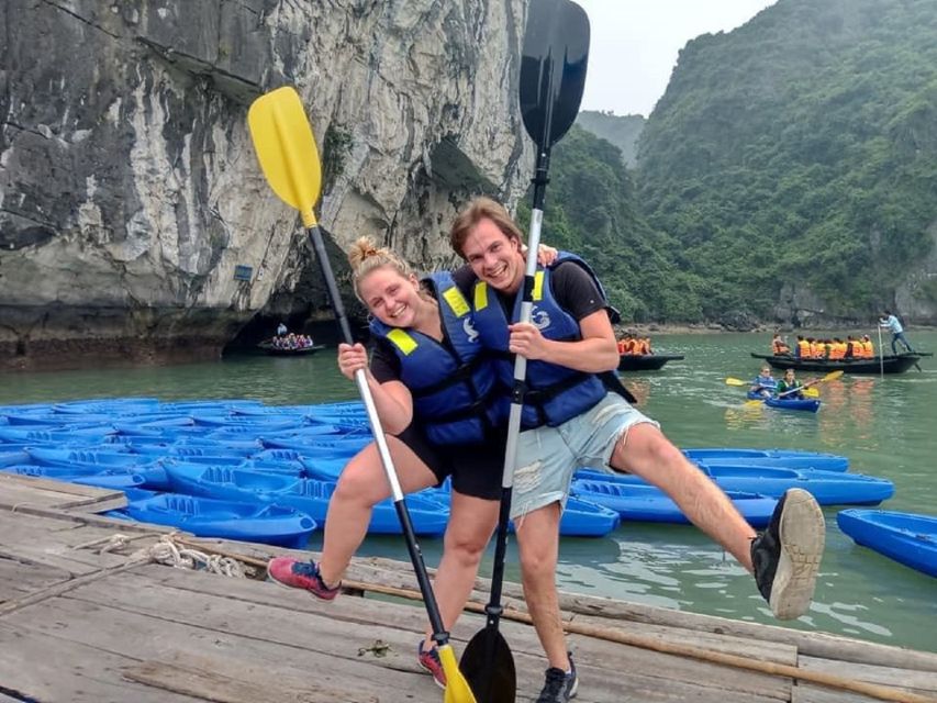 Hanoi: Islands & Caves Ha Long Cruise with Lunch & Kayaking - The small details that improve the day