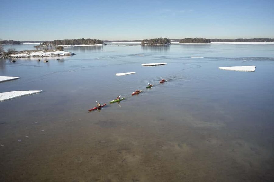 Helsinki: Winter Kayaking in Eastern Helsinki Archipelago - Who should book this experience