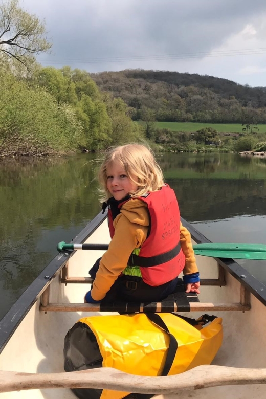 Herefordshire: River Wye Half day unaccompanied canoe trip - The 15-minute transfer to the launch point