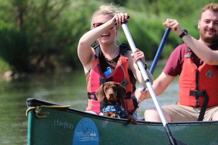 Herefordshire: River Wye Half day unaccompanied canoe trip - What the $50 price includes
