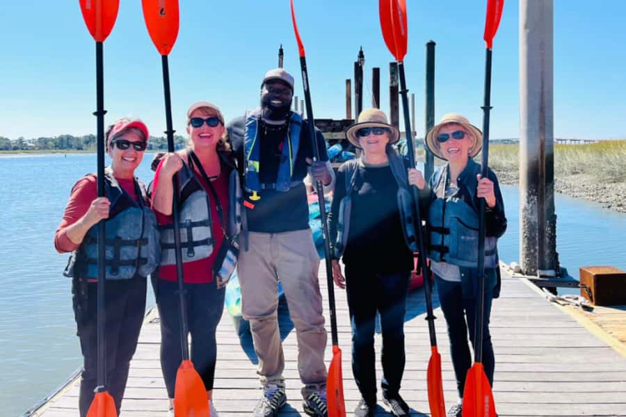 Hilton Head: 2-Hour Kayak Dolphin Nature Tour - Birds, bald eagles, and smaller surprises