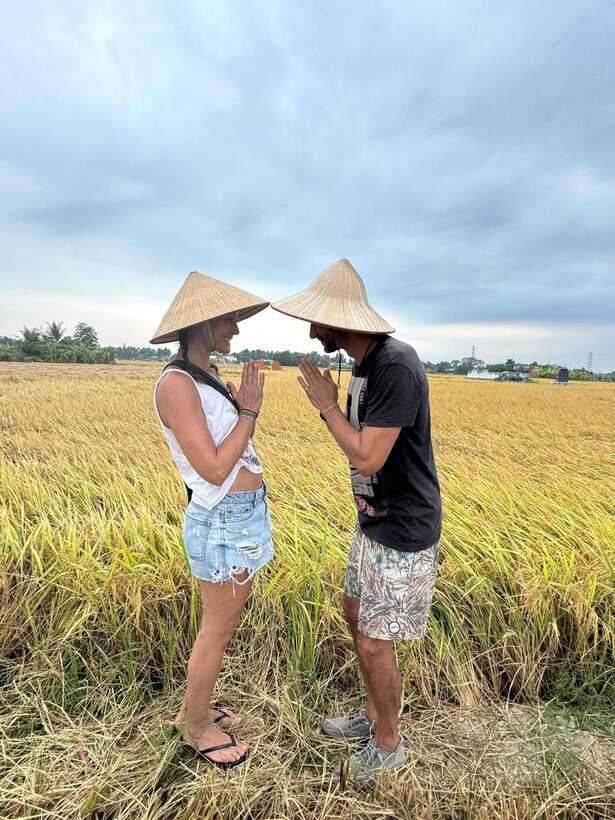 Ho Chi Minh City: 2-Day Bike & Kayak Mekong Delta Tour - What to pack for the farm and river activities