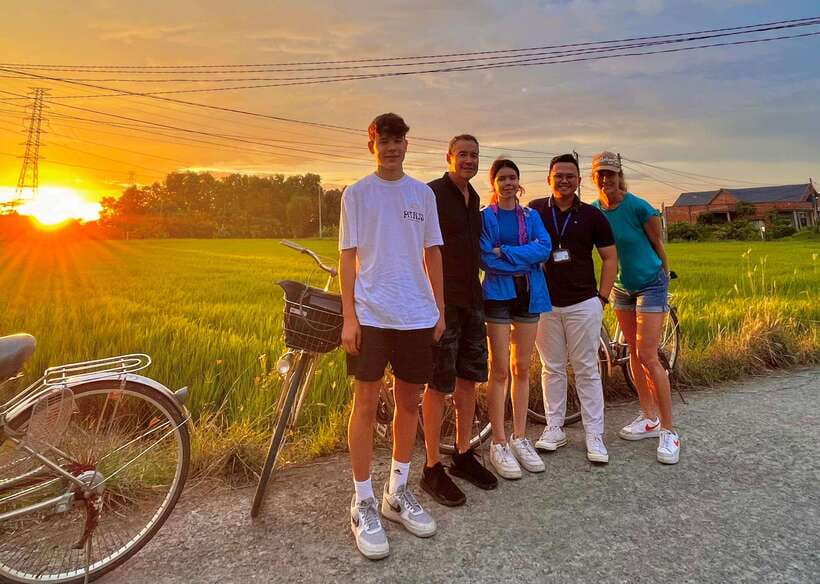 Ho Chi Minh City: 2-Day Bike & Kayak Mekong Delta Tour - Leaving Ho Chi Minh City between 7:40 and 8:20am