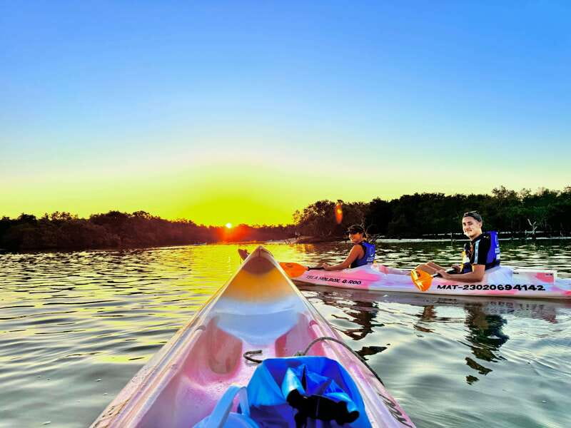 Holbox: Sunrise & Mangrove Kayak Tour - Entering the Kuká River