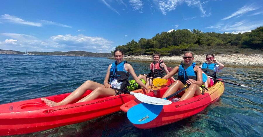 Hvar: Pakleni Islands Self-Guided Kayaking Tour - The first crossing from Hvar to the islands