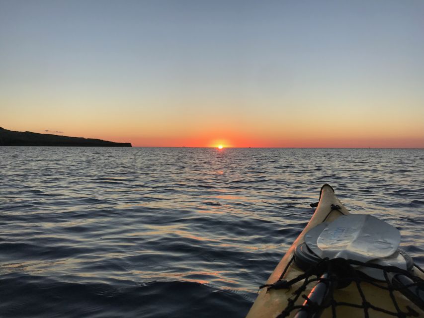 Ibiza: Sea Kayaking at Sunset and Sea Caves Tour - A Short Picnic at a Quiet Cove
