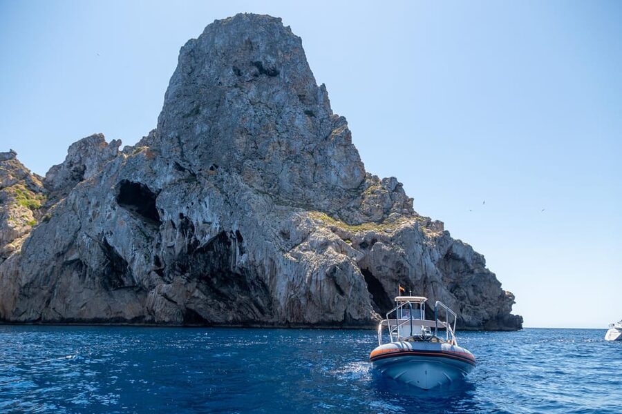 Ibiza: SpeedBoat trip to Atlantis & Es Vedra Snorkel+Paddle - The return route and second swim at Cala Comte