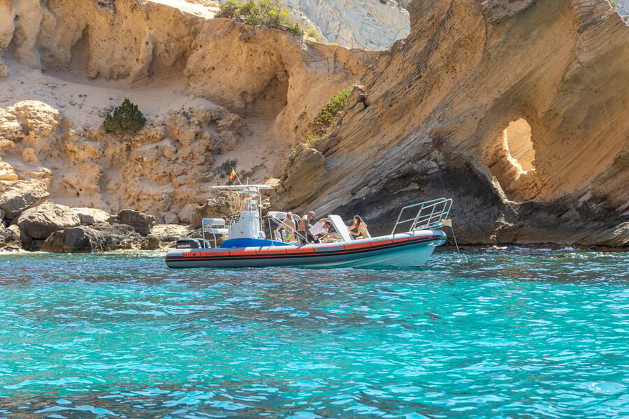 Ibiza: SpeedBoat trip to Atlantis & Es Vedra Snorkel+Paddle - Is $101 a fair price?