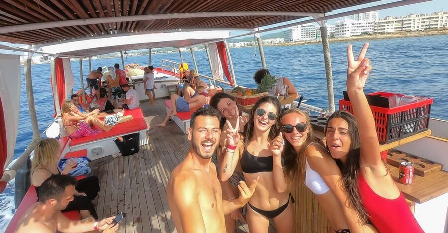 Ibiza: Sunset Boat Trip with Snorkeling, Kayaking, & Drinks - Practical tips for a smoother outing