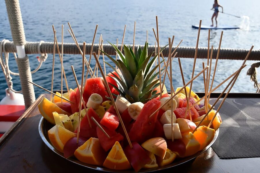 Ibiza: Sunset Boat Trip with Snorkeling, Kayaking, & Drinks - How the three hours are divided