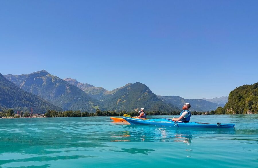Interlaken: Kayak Tour of the Turquoise Lake Brienz - Evening kayaking on calmer water