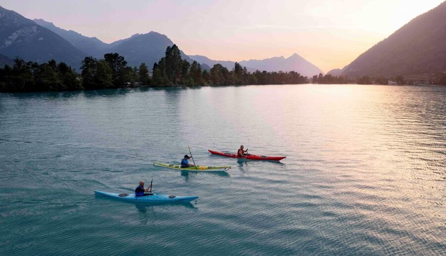 Interlaken: Kayak Tour of the Turquoise Lake Brienz - Starting at Bönigen beside the River Lütschine