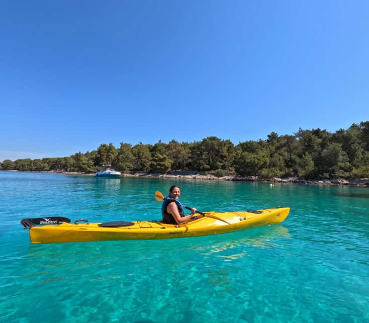 Island Losinj Kayak Tour - What to bring from the camp entrance