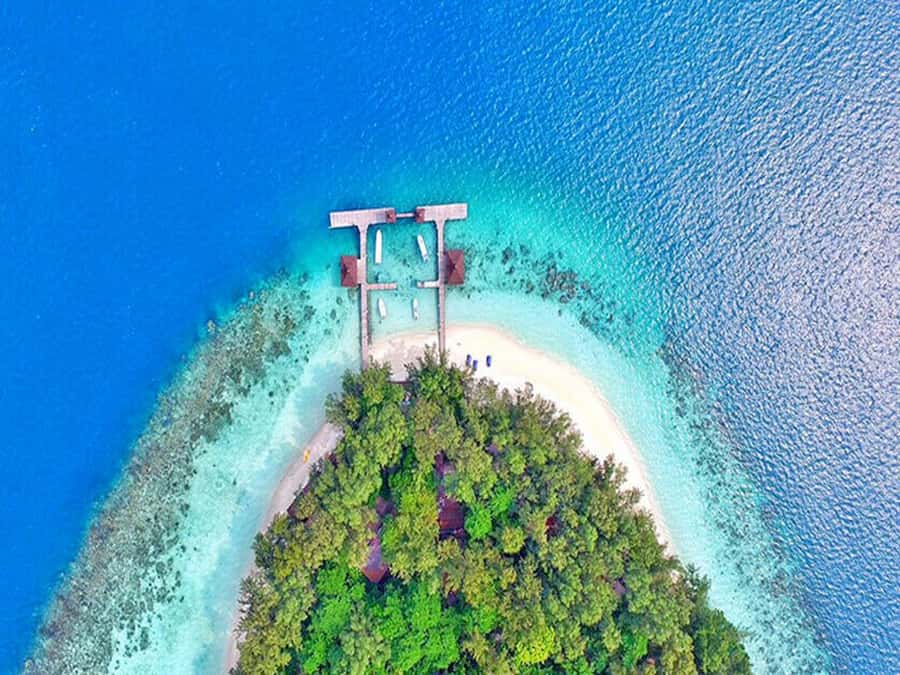Jakarta: Thousand Island Tour with Canoeing and Snorkeling - Putri and Pelangi: resort facilities, less free time