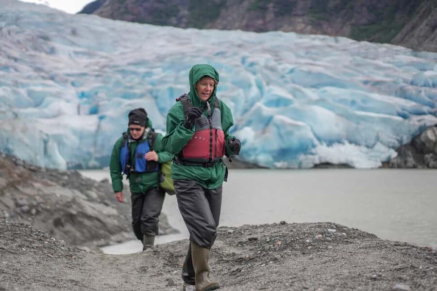 Juneau: Mendenhall Glacier Canoe Paddle and Hike - Who Should Book This Adventure?