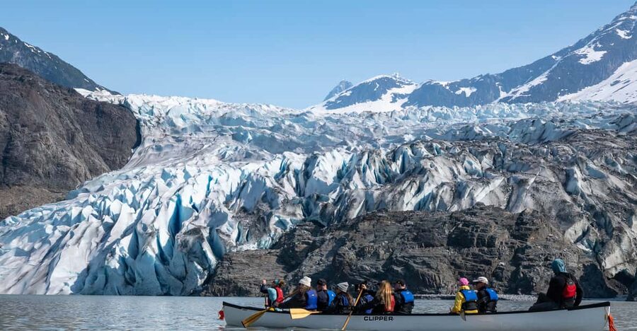 Juneau: Mendenhall Glacier Canoe Paddle and Hike - Getting Ready Beside Mendenhall Lake